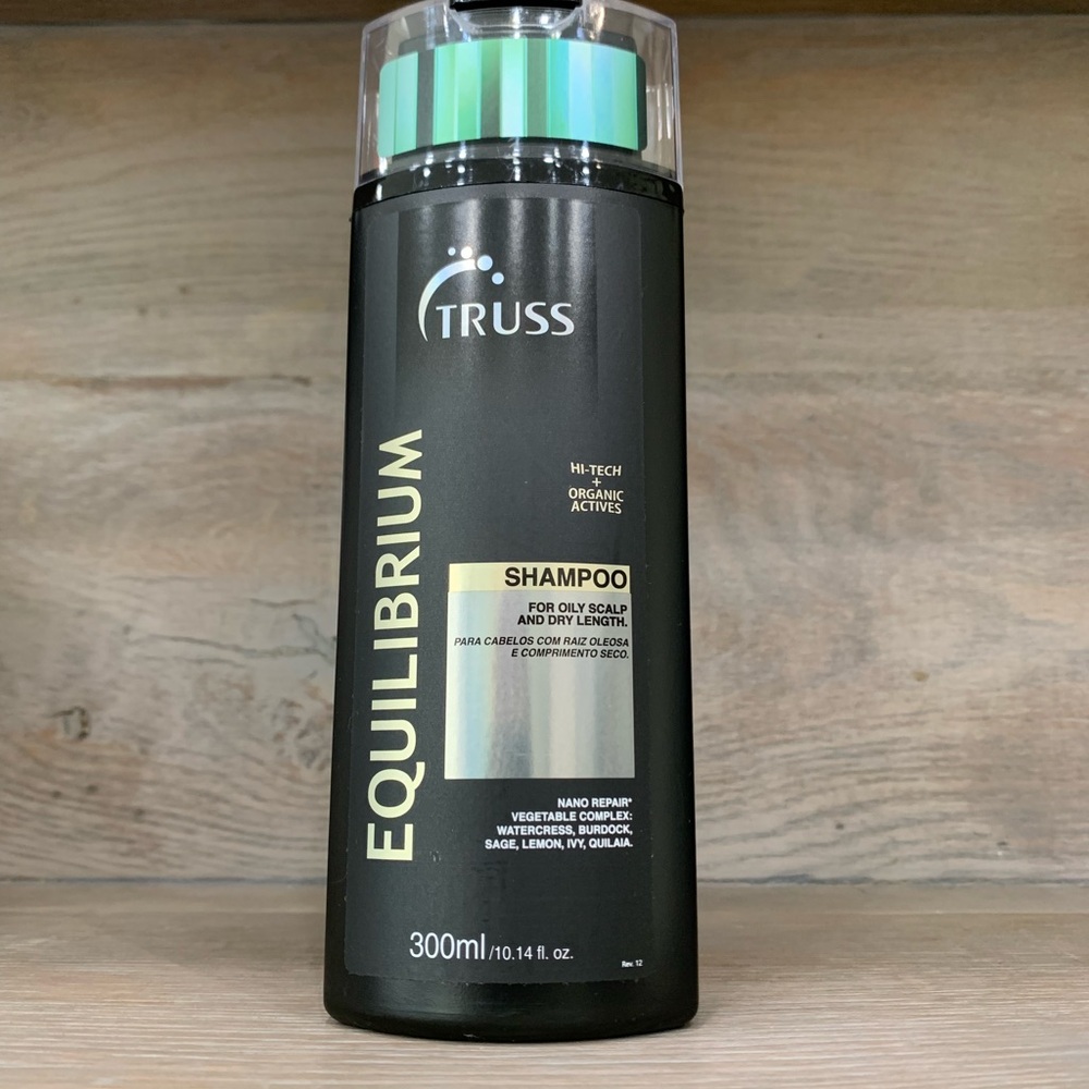 Truss Equilibrium Shampoo - Black and Gold